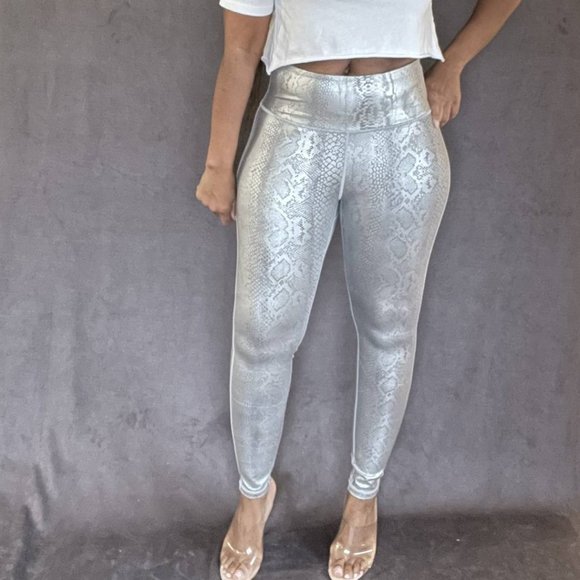 (NWT) Snake Print High Waist Leggings - Metallic Silver - Picture 3 of 6